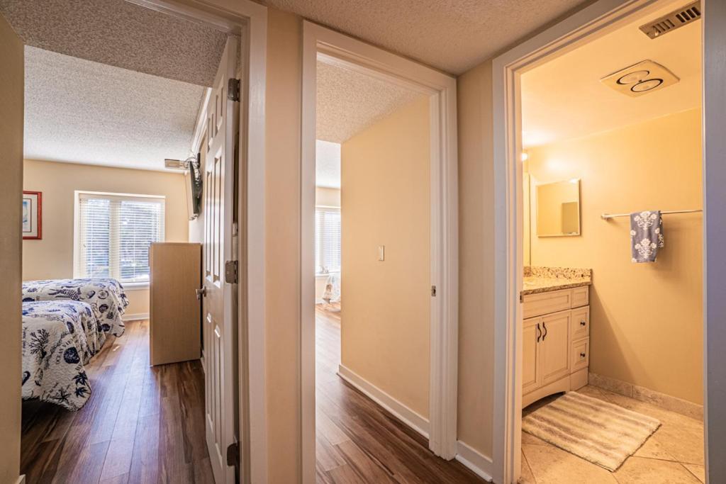 1686 Bluff Villas Renovated Sleeps 8 Walk To Salty Dog Sea Pines Hilton Head Island Exterior foto